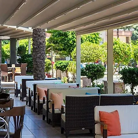 Lonicera Hotel 3*