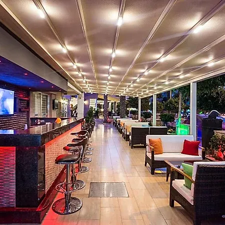 Lonicera Hotel 3*