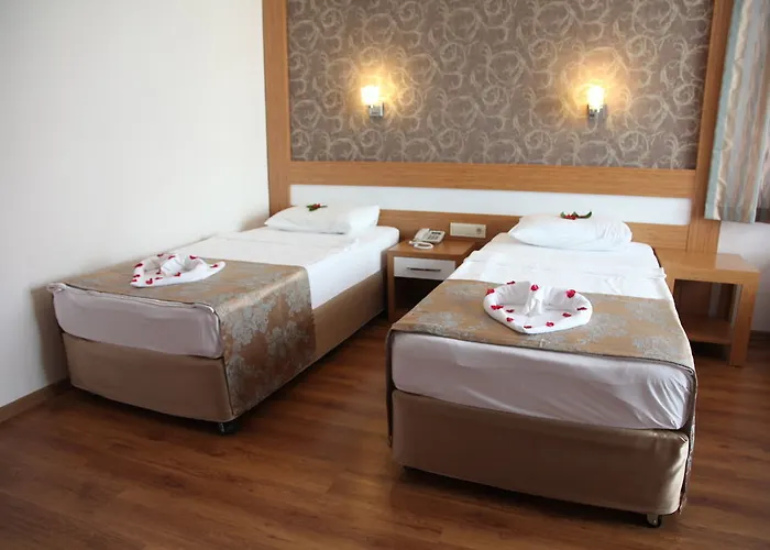 Hotel Lonicera 3*