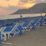 Hotel Lonicera 3*