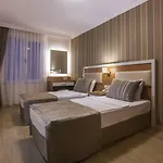 Hotel Lonicera