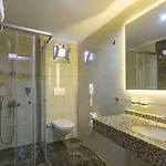 Hotel Lonicera
