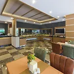 Lonicera Hotel