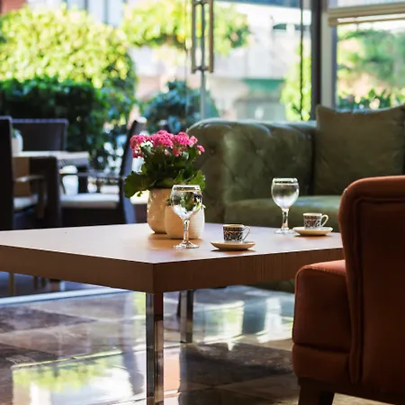 لونيسيرا سيتي