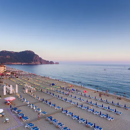 لونيسيرا سيتي فندق 3*