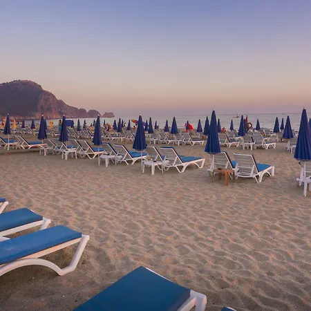 لونيسيرا سيتي فندق