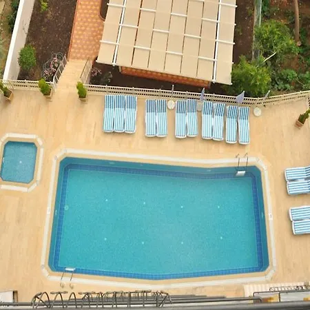 لونيسيرا سيتي